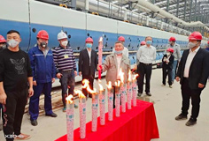 德力泰梅開二度，蒙娜麗莎又露微笑