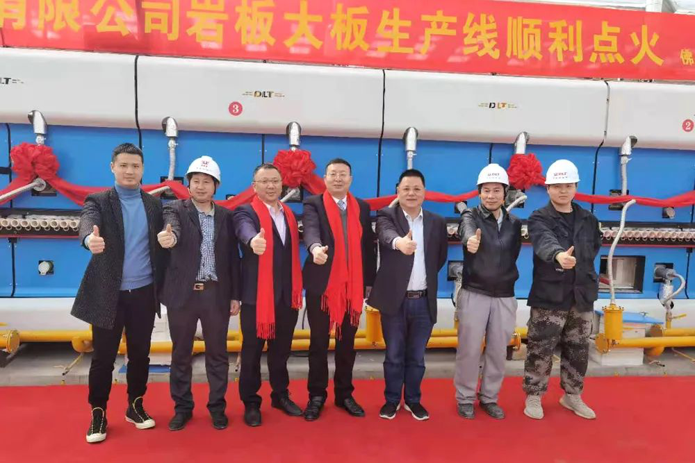 塞上江南春來早，力泰助力西北首條巖板整線成功點火！