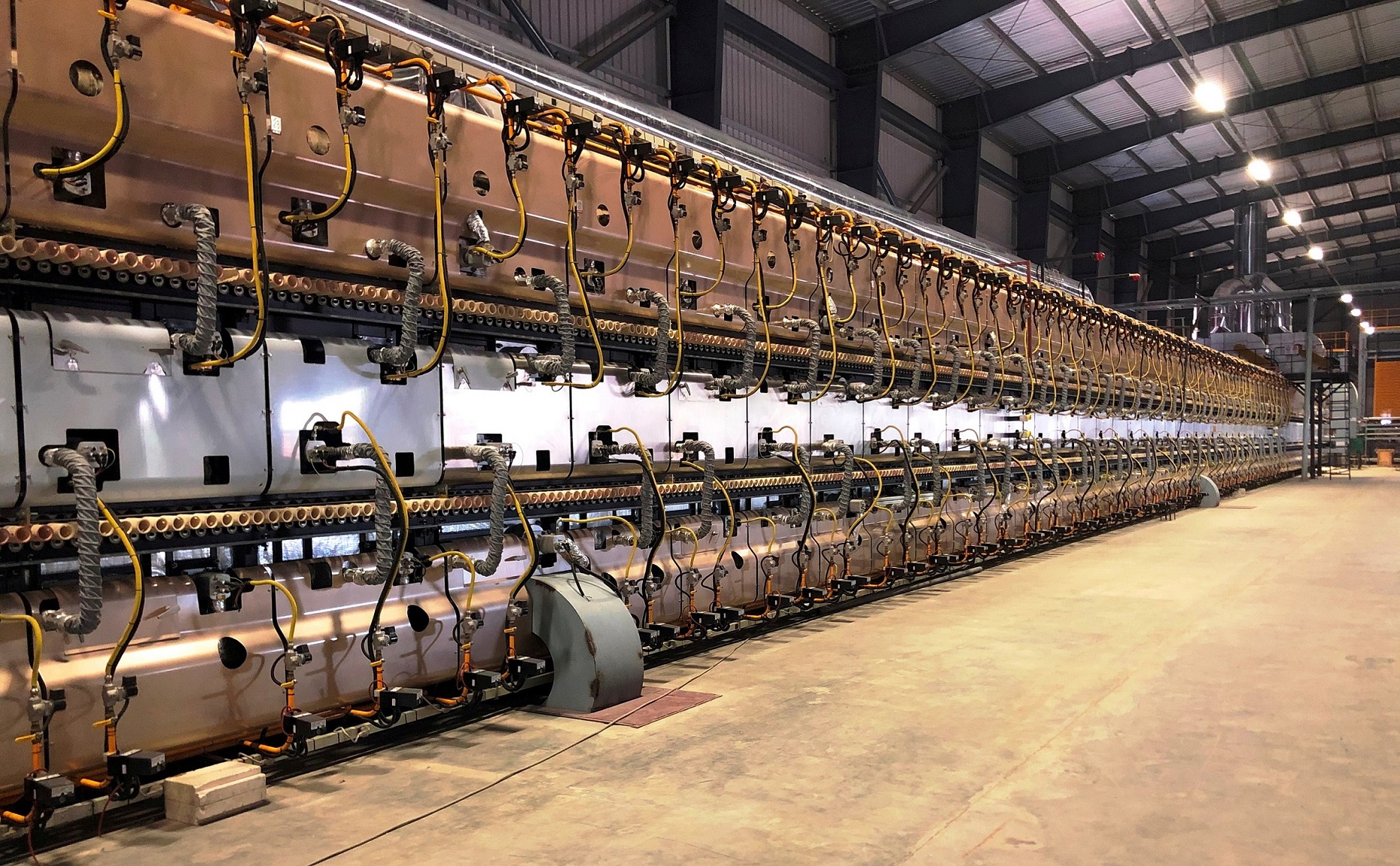 德力泰雙層窯強勢出海，三箭齊發(fā)又掀熱潮！